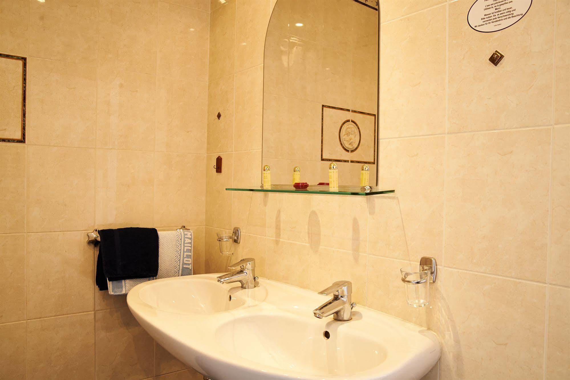 Hotel Maillot Neuilly-sur-Seine Luaran gambar